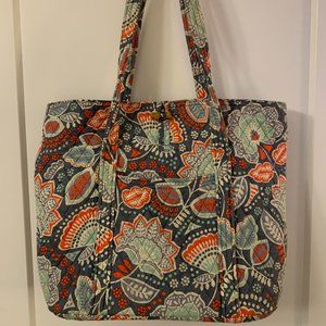 Vera Bradley Shoulder Tote Bag (LOTS of Pockets!), Excellent Condition!! MOVING!